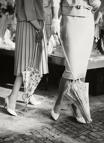 Knirps umbrellas for ladies Older Knirps ladies umbrellas in white with patterns